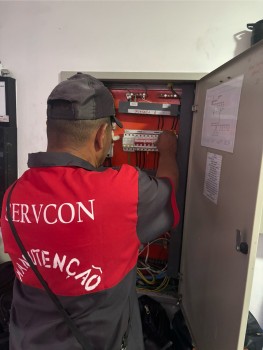 Manutenção Comercial na Luz